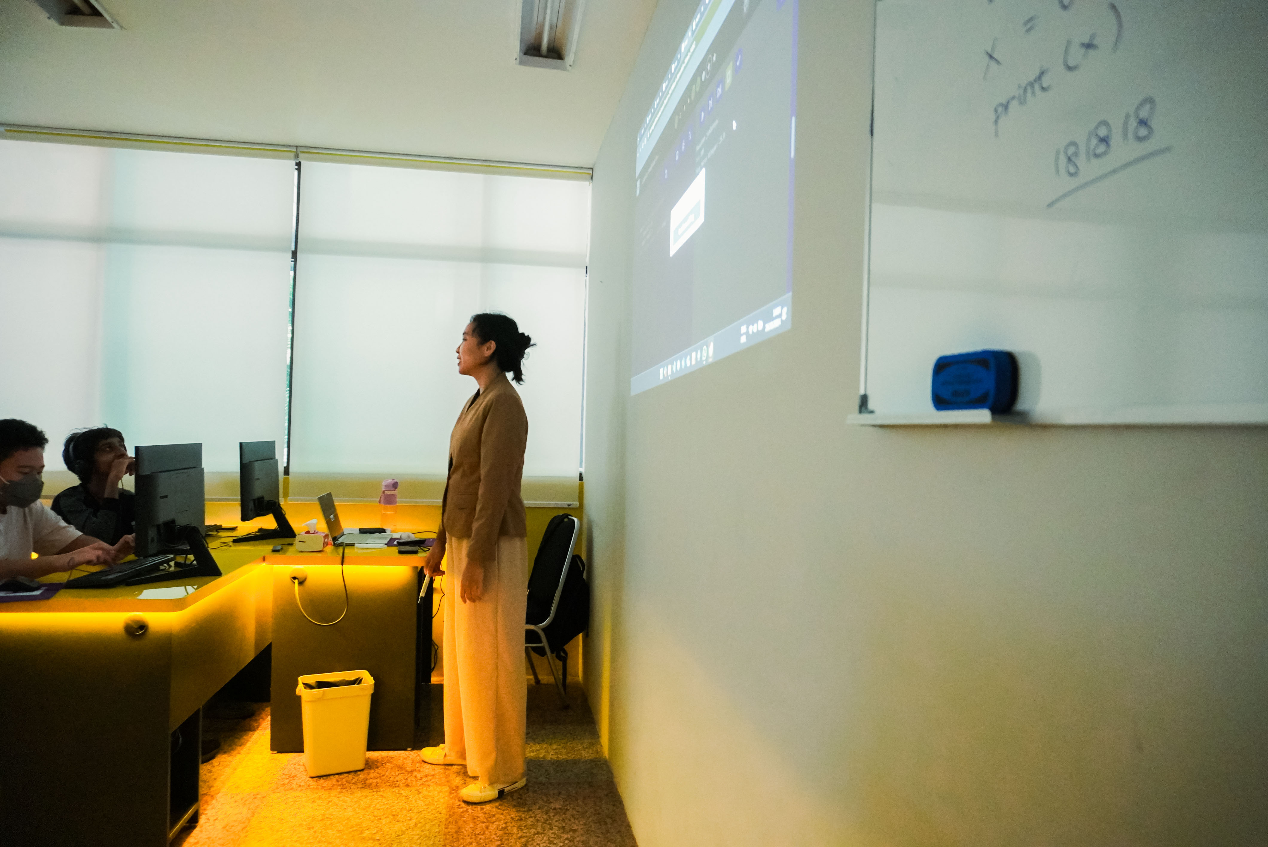 STEM classroom and accredited students